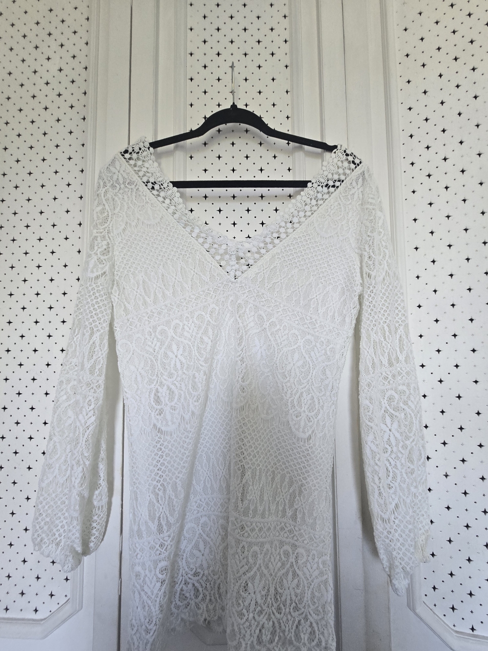 Mustard Seed White Lace V-Neck Tunic